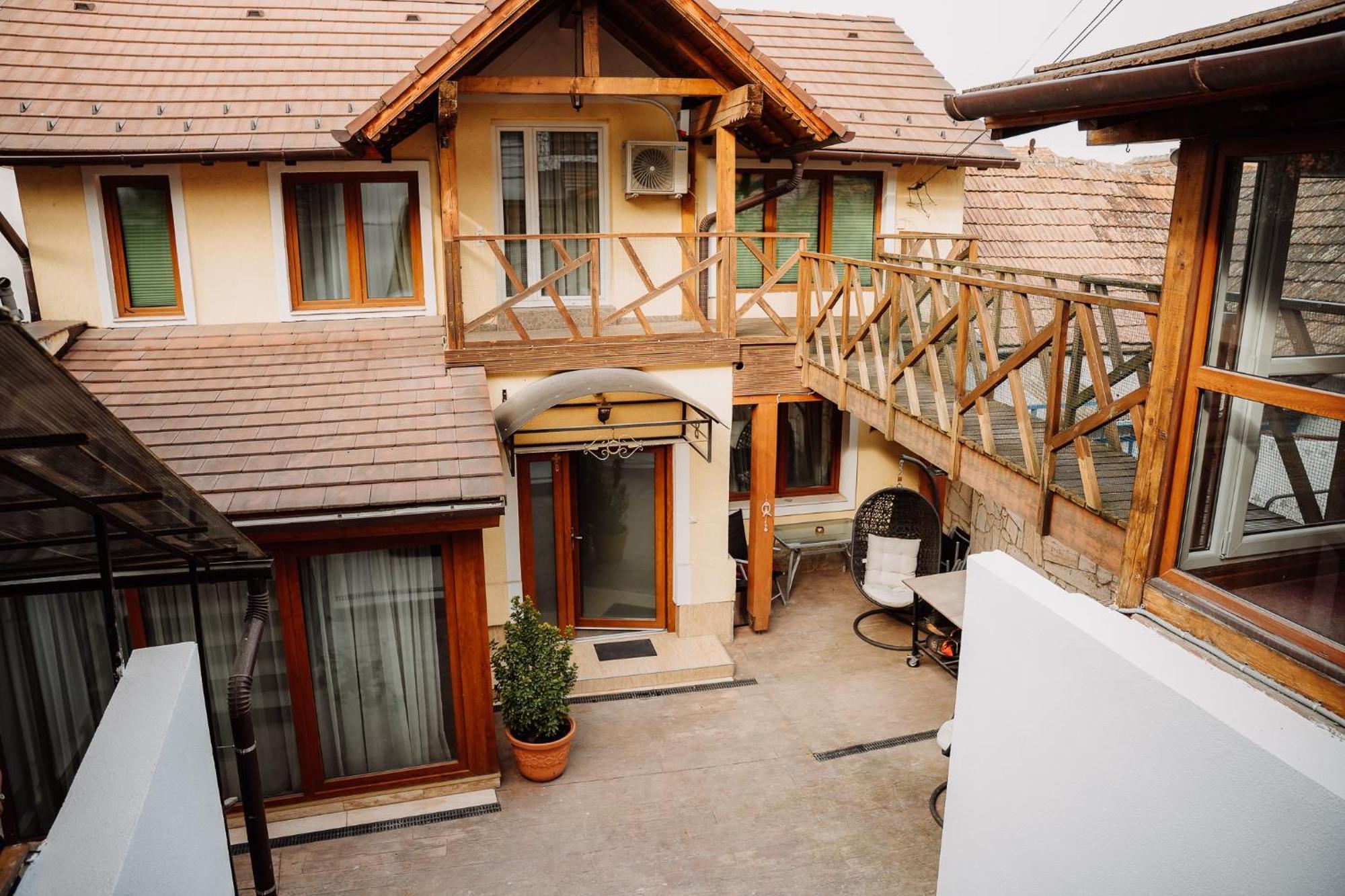 Real Home 1 Sibiu Dış mekan fotoğraf